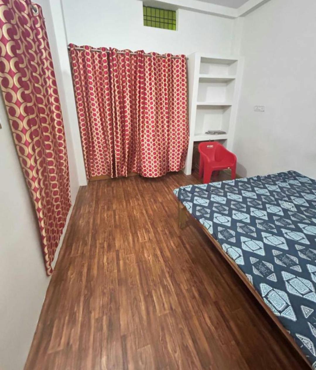 Bed & Breakfast Genim Varanasi